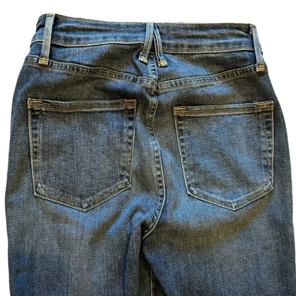 Good American Good Waist Split Hem Slim Fit High Rise Jeans, Size 0/25 Blue 118 - Picture 8 of 9
